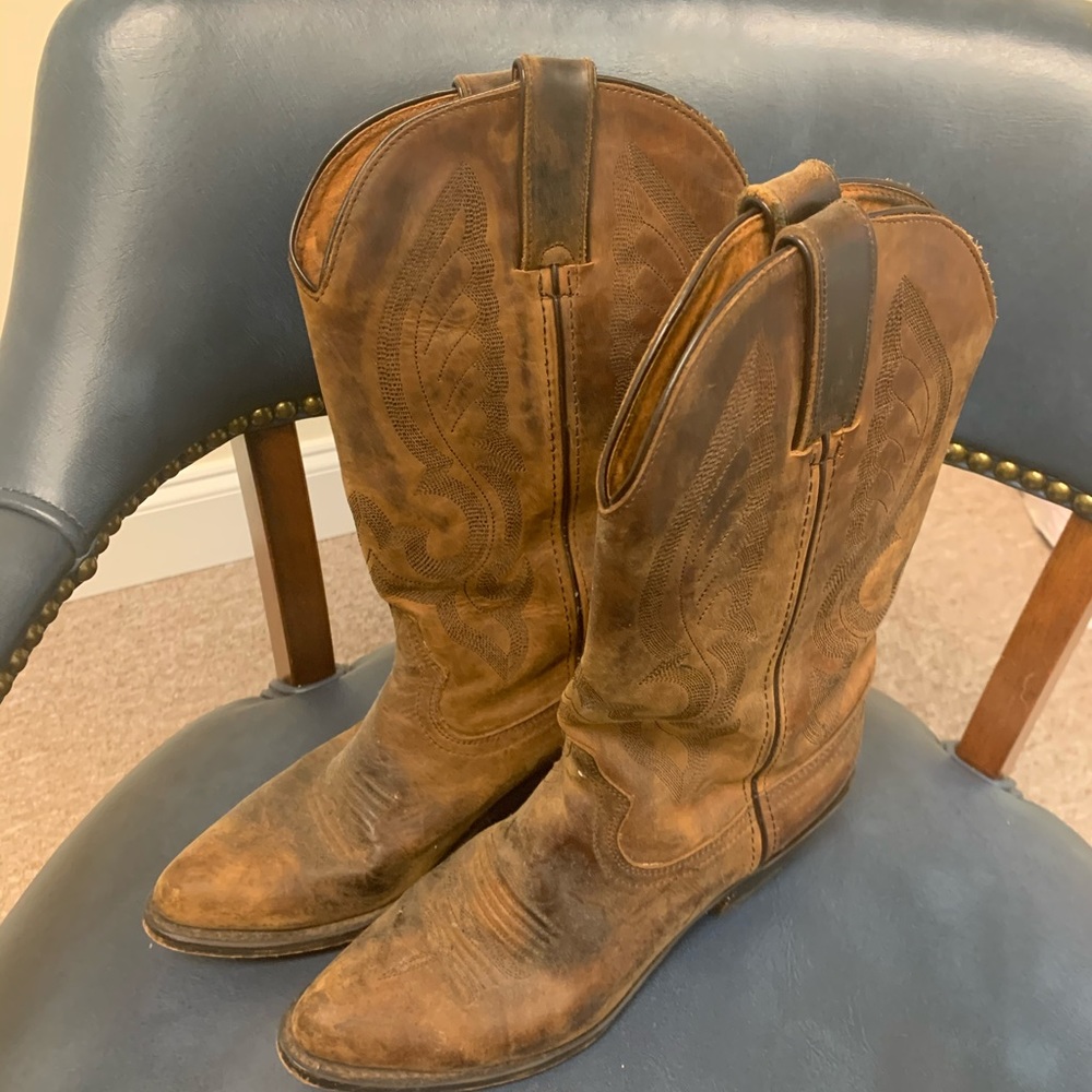 Women’s cowboy boots